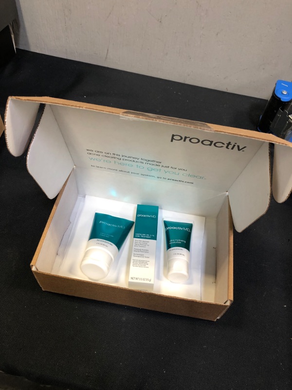 Photo 2 of ProactivMD Adapalene Gel Acne Kit - with Adapalene Gel Acne Treatment, Green Tea Face Cleanser, and Moisturizer with Hyaluronic Acid- 30 Day Kit ----bb 05 2024