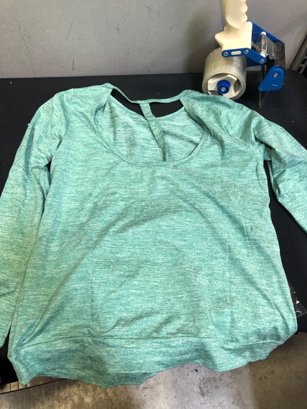 Photo 1 of CTIVE Long Sleeve Workout Shirts for Women Loose fit Backless Long Sleeve Shirts for Women Yoga Shirts Running Shirts Women Light Green ---Size Large---