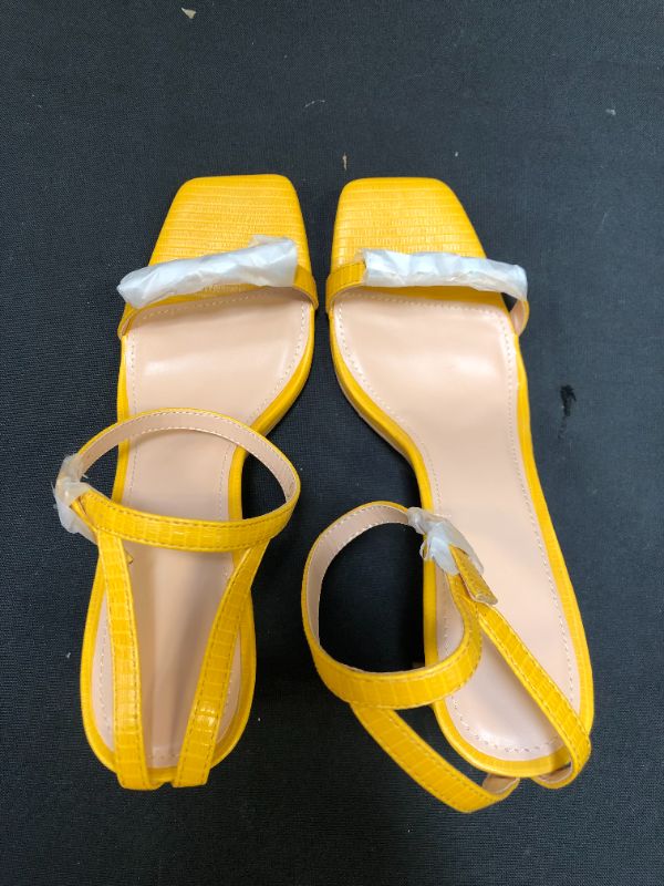 Photo 1 of VETASTE WOMEN SLIM FLATS (HEEL WEDGES) SIZE 11 YELLOW 