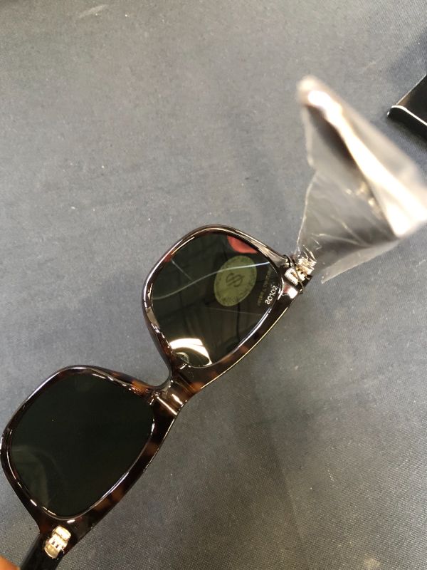 Photo 3 of SOJOS Fashion Square UV400 Polarized Sunglasses with Subulate Rivets BOOM SJ2145