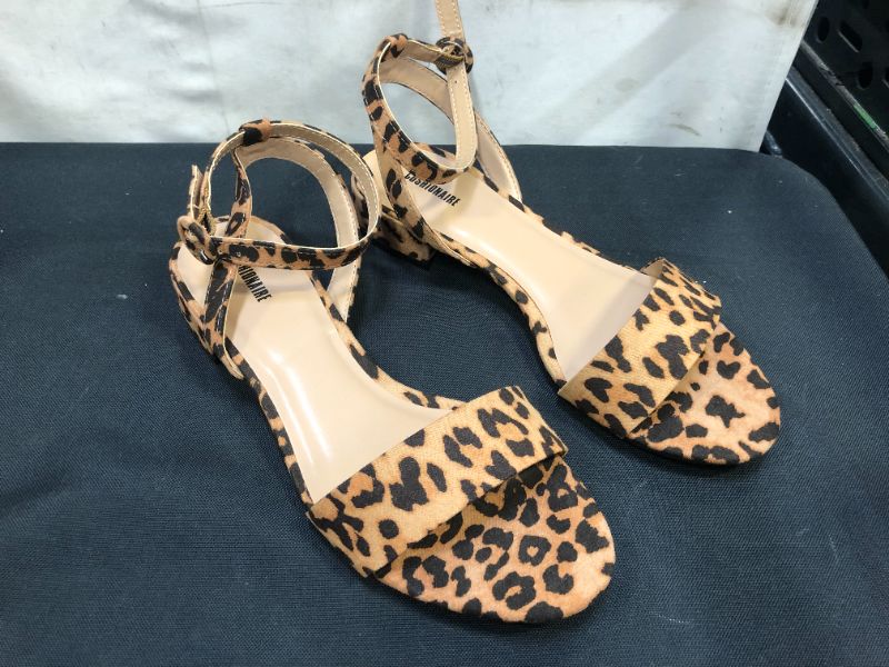 Photo 1 of 6.5 Size Ladies Sandals 