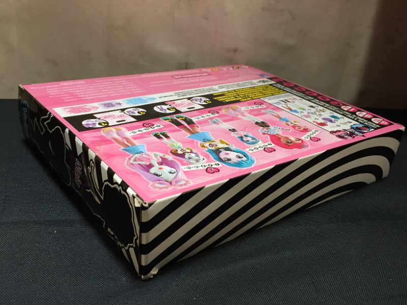 Photo 1 of  3 pcs in Pack Off the Hook Style Dolls, 4"NIB
