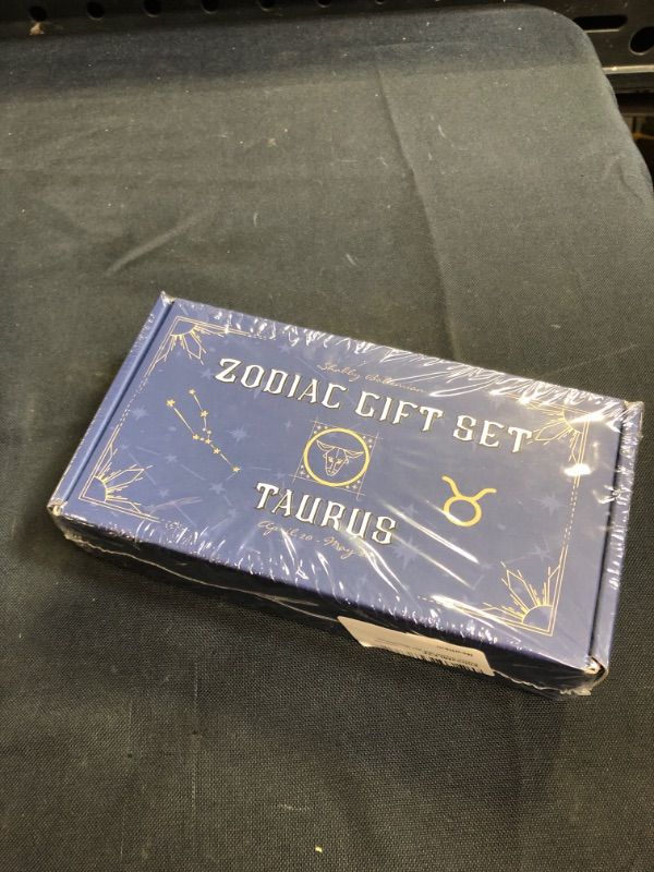 Photo 1 of ZODIAC CRYSTAL GIFT SET - ARIES FACTORY SEALED
