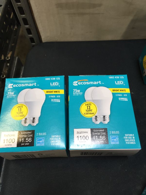 Photo 2 of 75-Watt Equivalent A19 Dimmable Energy Star LED Light Bulb Bright White (2-Pcs)
2 pack (4pcs total)
