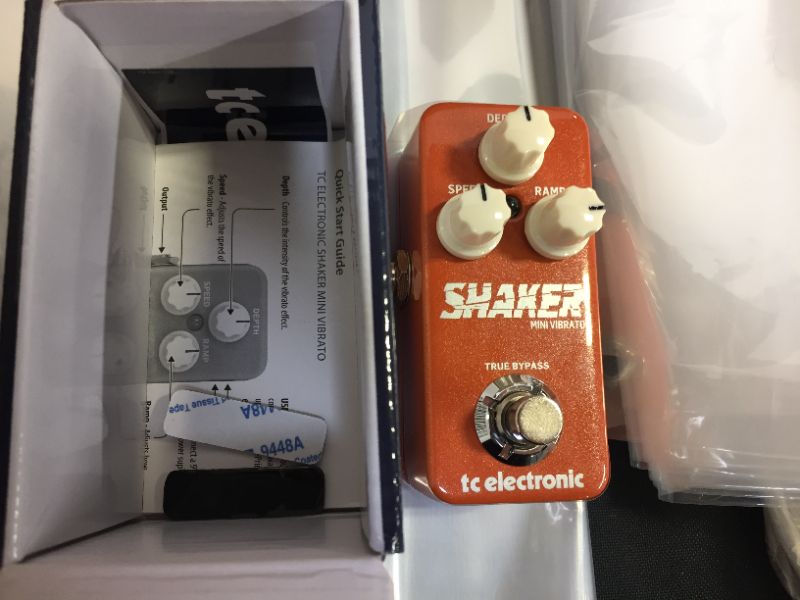 Photo 2 of TC Electronic SHAKER MINI VIBRATO Ultra-Compact Vibrato Pedal with Built-In TonePrint Technology
