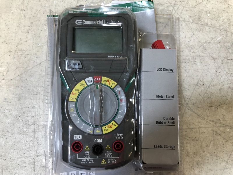 Photo 1 of Manual Ranging Multimeter
