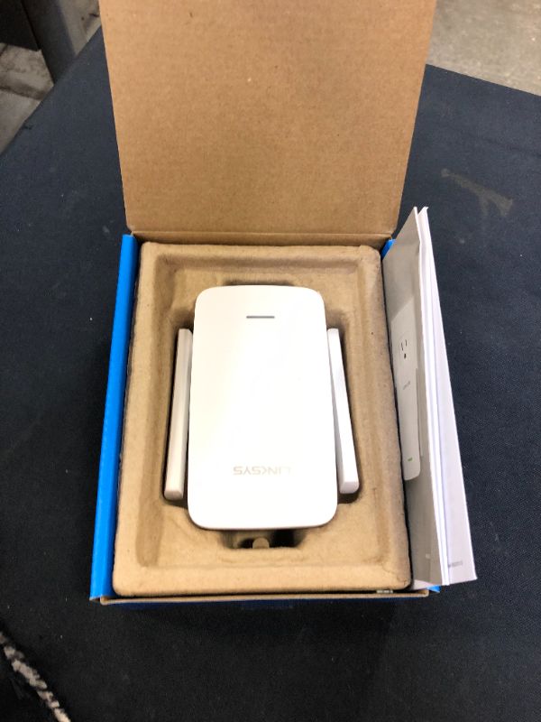 Photo 2 of Linksys WiFi Extender, WiFi 5 Range Booster, Dual-Band Booster, 1,000 Sq. ft Coverage, Speeds up to (AC750) 750Mbps - RE6300
