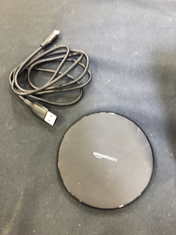 Photo 2 of Amazon Basics 15W Qi Certified Wireless Charging Pad (No AC Adapter)
