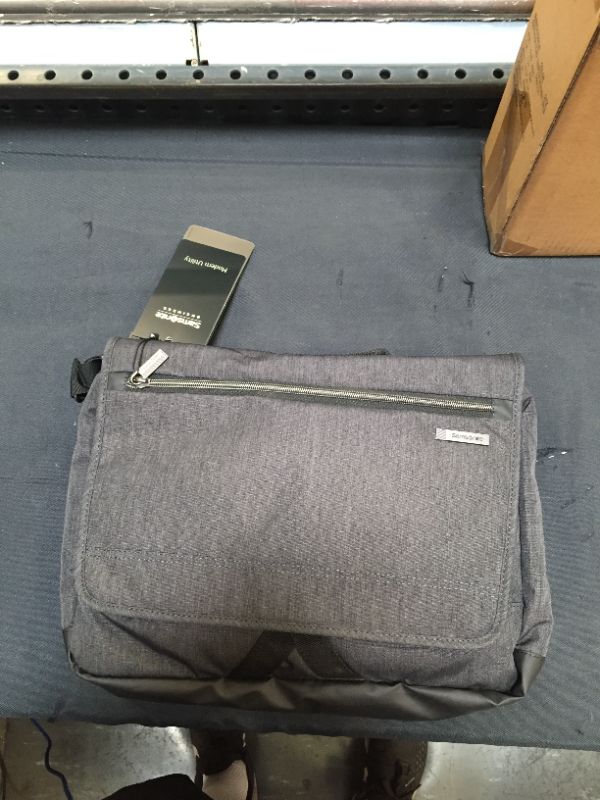 Photo 3 of Samsonite Modern Utility Laptop Messenger Bag
