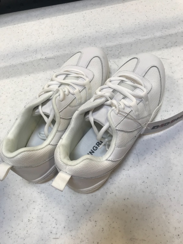 Photo 3 of DADAWEN Cheer Shoes for Girls White Cheerleading Shoes Athletic Training Tennis Walking Sneakers for Women
SIZE 8.5