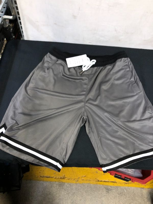 Photo 1 of SIZE 36 SHORTS 