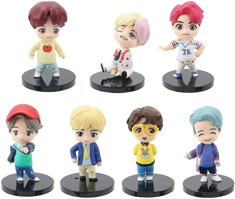 Photo 1 of Ausitool 7PCS BTS Mini Idol Doll Deluxe Topper Figure Play Set|BTS Premium Cake Topper Action Figures - Toys|Car Interior Decoration BTS Party Supplier
