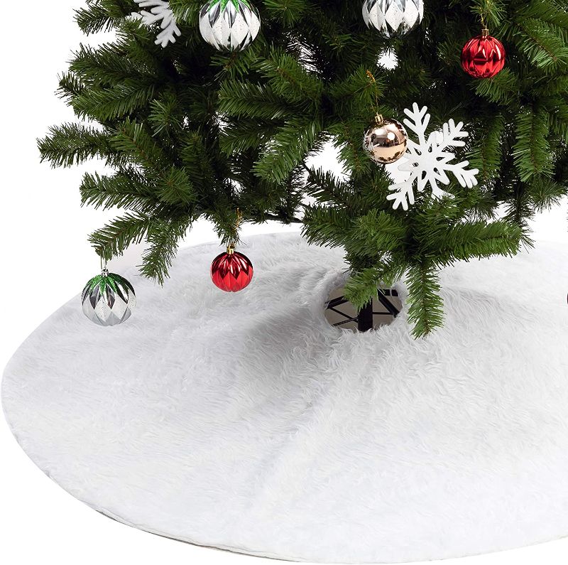 Photo 1 of 48" Christmas Faux Fur Tree Skirt (White) Soft Classic Fluffy Faux Fur Tree Skirt for Christmas Tree Decorations --factory sealed-- 