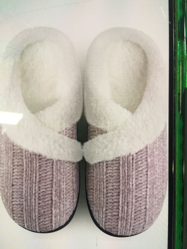 Photo 1 of SLIPPERS FOR WOMEN FUZZY HOUSE SLIP ON IN DOOR OUTDOOR BEDROOM LIGHT PURPLE
SIZE 11-12