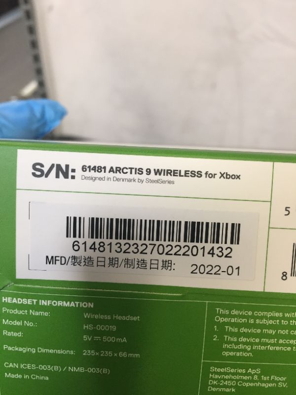 Photo 3 of SteelSeries Arctis 9X Wireless Gaming Headset – Integrated Xbox Wireless + Bluetooth – 20+ Hour Battery Life – for Xbox One and Series X
