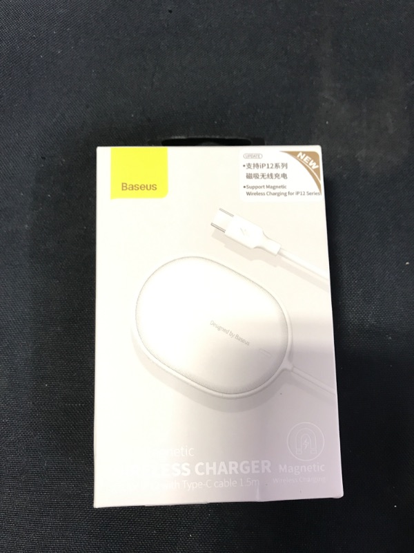 Photo 2 of Baseus BS-W518 Light Magnetic Wireless Charger