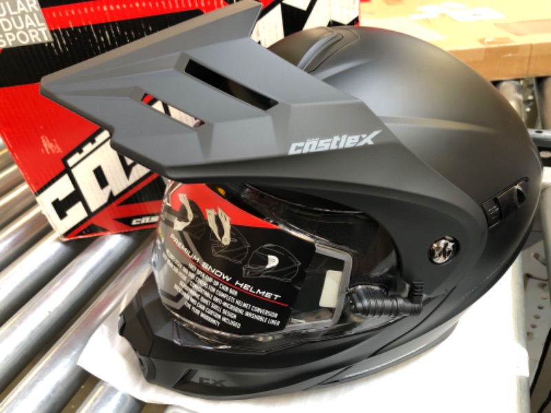 Photo 4 of  Castle X CX950 V2 Modular Electric Snow Helmet (Matte Black - Small)--damage box 

