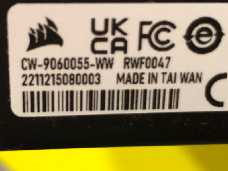 Photo 4 of CORSAIR iCUE H170i ELITE CAPELLIX Liquid CPU Cooler - 33 Dynamic RGB LEDs - 140mm Fans - 420mm Radiator - COMMANDER CORE Smart Lighting Controller - CORSAIR iCUE Software Compatible - Zero RPM Fan RGB Pump + Fans 420mm Elite Capellix Cooler