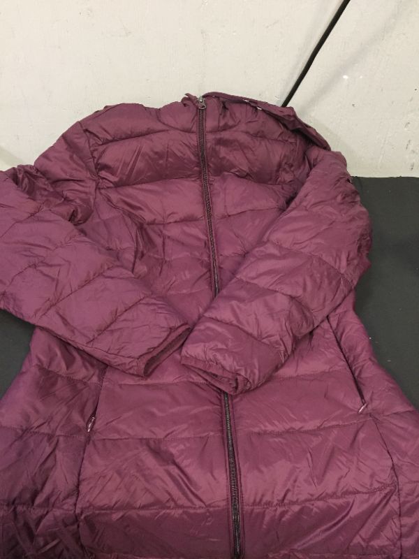 Photo 2 of Amazon Essentials Women's Lightweight Water-Resistant Hooded Puffer Coat (Available in Plus Size) ---- MEDIUM 