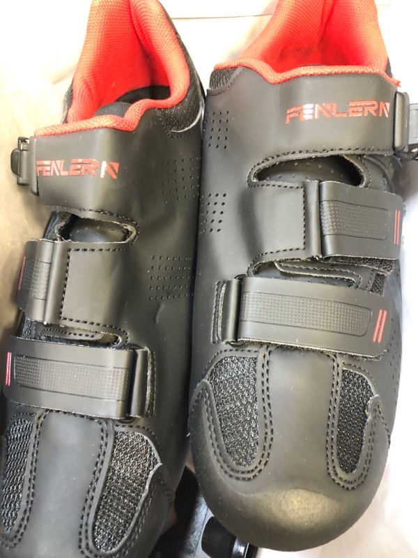 Photo 1 of FENLERN Men's Cycling Shoes Mountain Bike Shoes MTB with Quick Ratchet Buckle Indoor Riding Outdoor Cycling Compatible with 2-Bolt Cleats
SIZE 9