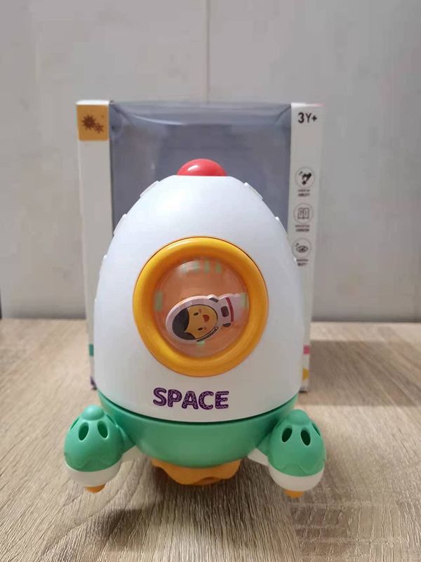 Photo 1 of Baby Bath Toy, Space Rocket Shape Bathtub Toy for Kids Toddlers Infants, Water Shower Bath Spray Baby Bathtub Bath Toy
