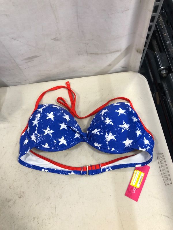 Photo 2 of 
Juniors' Underwire Bikini Top - Xhilaration™ Star Print
SIZE M 