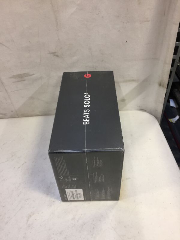 Photo 4 of Beats by Dr. Dre Solo3 Beats Icon Collection Wireless on-Ear Headphones - Matte Black
(factory sealed)