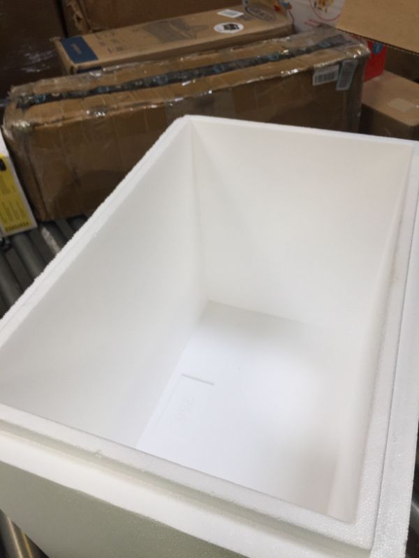 Photo 4 of 19"x12"x15.5" perishable insulated foam box 