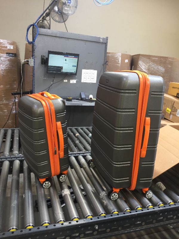 Photo 1 of 27" and 18" rockland luggage 