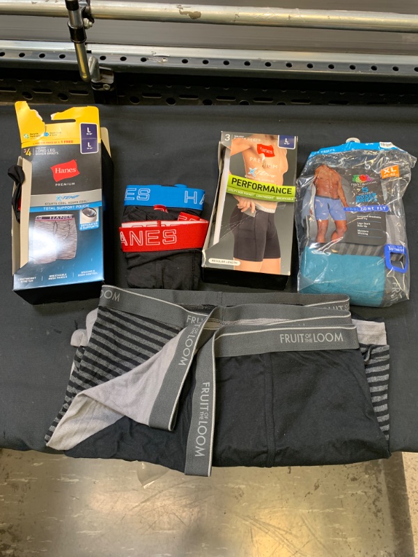 Photo 1 of 5 PCS MENS LARGE/X-LARGE BRIEFS***DAMAGED PACKING-BAG LOT