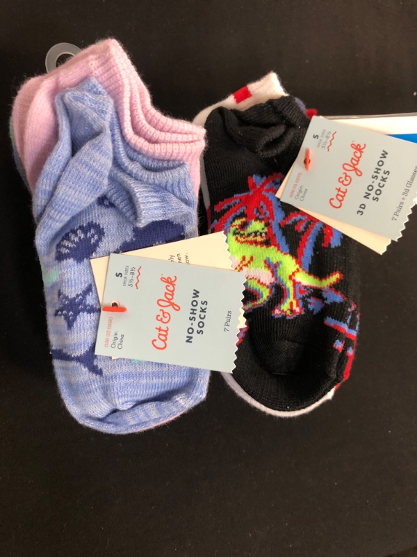 Photo 1 of 2PC LOT, KIDS MULTI PACK SOCKS, SIZE S 5.5- 8.5