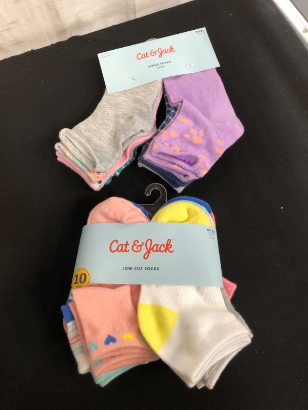 Photo 1 of 2PC LOT, KIDS MULTI PACK SOCKS, SIZE 2T-3T, 4T-5T