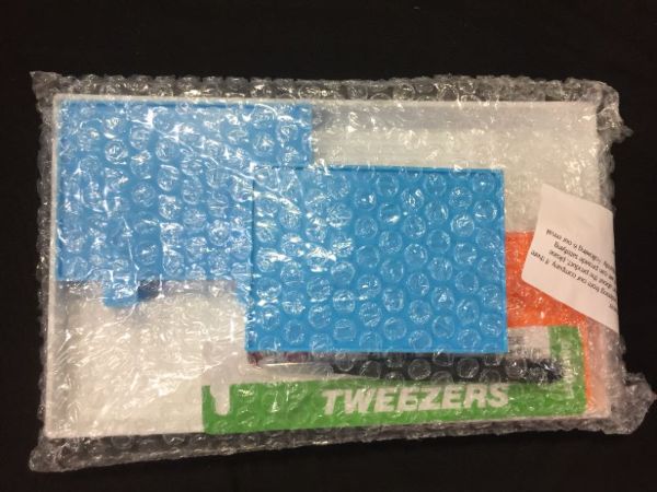 Photo 3 of Diamond Painting Trays Large,Tweezer,Plastic Bead Sorting Tray, (5 Trays,1 Tweezers)
