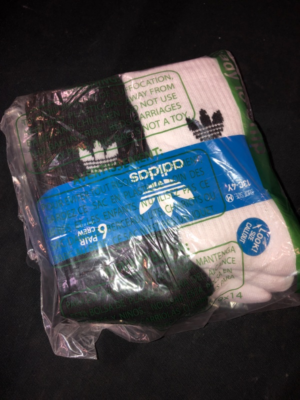 Photo 2 of adidas Originals Kid's - Boys/Girls Trefoil Crew Socks (6-Pair) SIZE MEDIUM ( 13C -4Y )