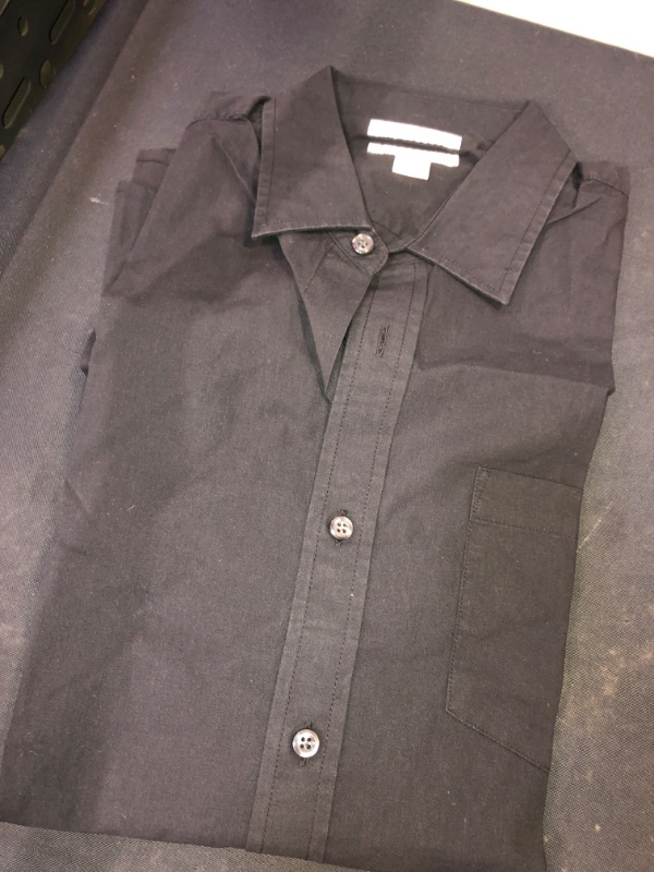 Photo 1 of Amazon Essentials Men's Standard Long-Sleeve Slim-fit Casual Poplin Shirt SIZE MEDIUM 