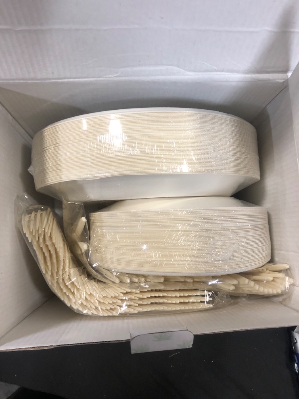 Photo 2 of 250 pc Biodegradable plate set for up to 50 Guests DAMAGED PACKAGING