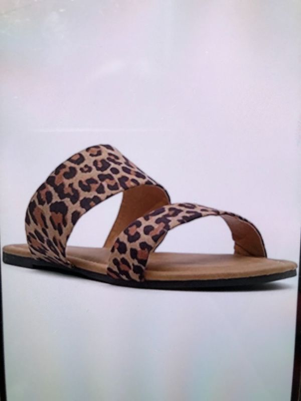 Photo 1 of CHARLES ALBERT WOMENS SANDALS LEOPARD PRINT 
SIZE 8