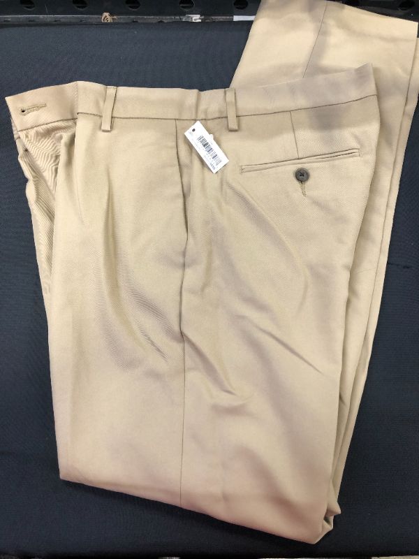 Photo 2 of Amazon Essentials Men's Slim-fit Wrinkle-Resistant Flat-Front Chino Pant
