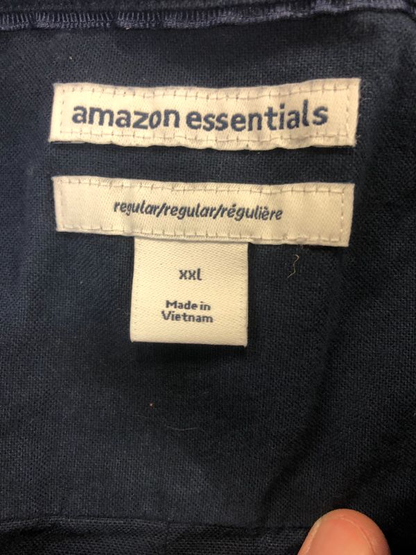 Photo 3 of Amazon Essentials Men's Regular-Fit Short-Sleeve Pocket Oxford Shirt