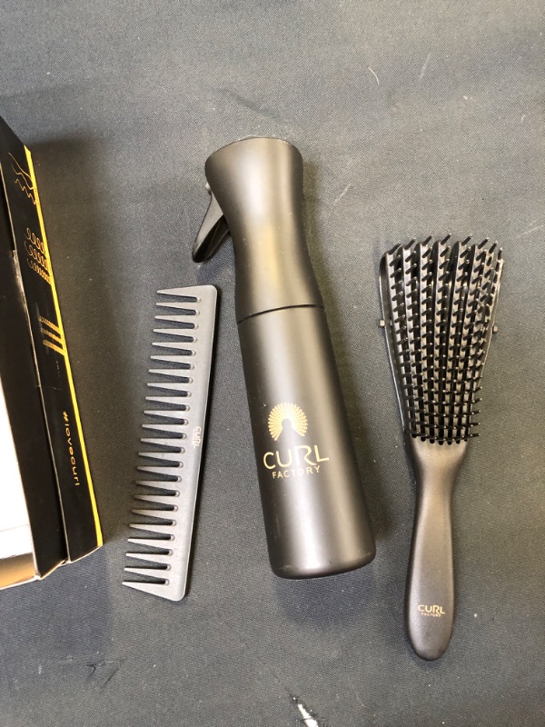 Photo 3 of 3 pcs Detangling Comb and Brush Set for Curly Hair with Spray Bottle Continuous Mist 10oz