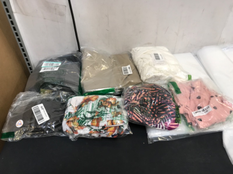 Photo 1 of ASSORTED USED CLOTHING BAG LOT, VARIOUS SIZES SOLD AS IS