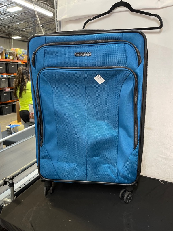 Photo 7 of American Tourister Phenom Softside Medium Checked Spinner Suitcase


