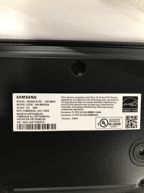 Photo 2 of SAMSUNG HW-B650 3.1ch Soundbar w/Dolby 5.1 DTS Virtual:X, Bass Boosted, Built-in Center Speaker, Bluetooth Multi Connection, Voice Enhance & Night Mode, Subwoofer Included, 2022 HW-B650 Soundbar