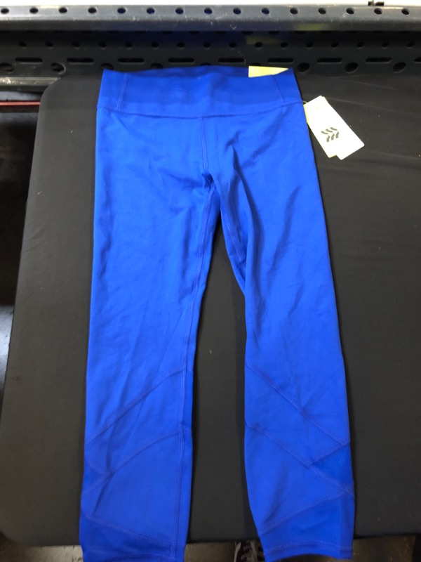 Photo 2 of  Girls' Mesh Pieced Cropped Leggings - All in Motion Blue Size Medium -