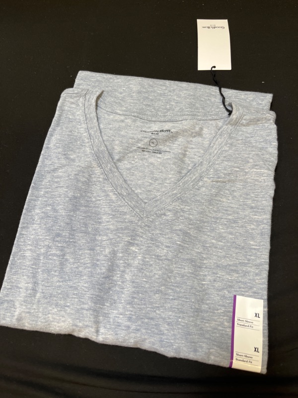 Photo 2 of En's Short Sleeve Novelty V-Neck T-Shirt - Goodfellow & Co™ XL
