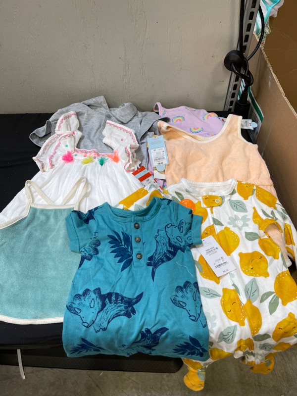 Photo 1 of BAG LOT, CHILDREN'S CLOTHING, VARIOUS SIZES 3MO-2T