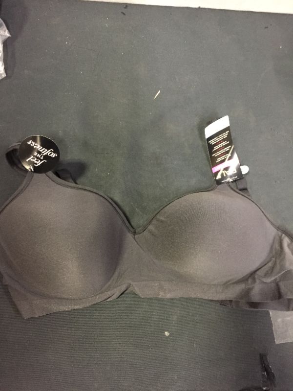 Photo 2 of Bali Women's Comfort Revolution Wirefree Bra DF3463 42 C