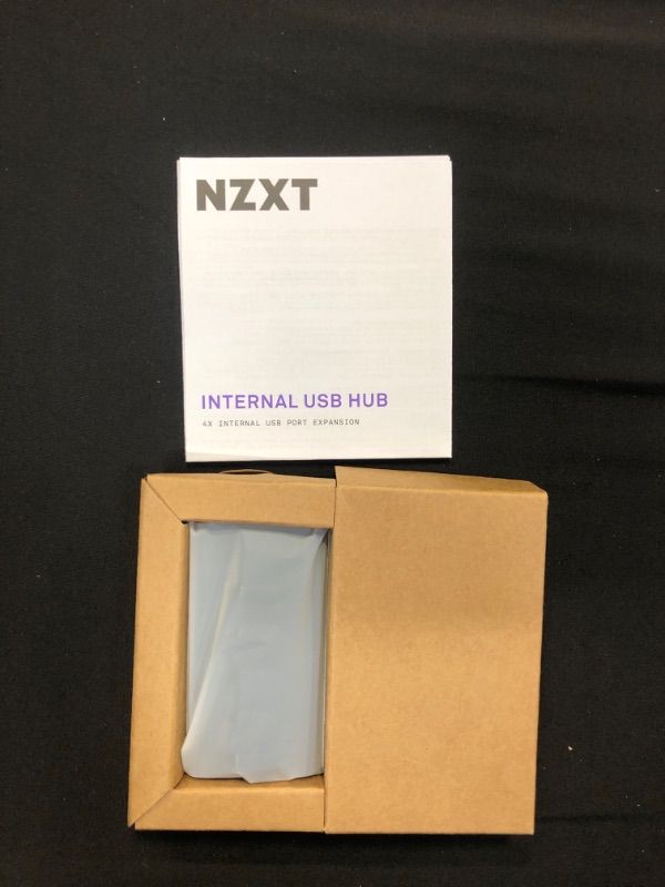 Photo 2 of NZXT Internal USB Hub 3