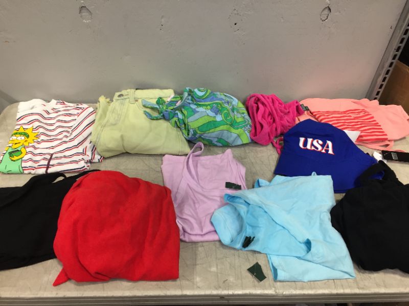 Photo 1 of BAG LOT OF WOMEN'S CLOTHING DIFFERENT SIZES --SOLD AS IS ---