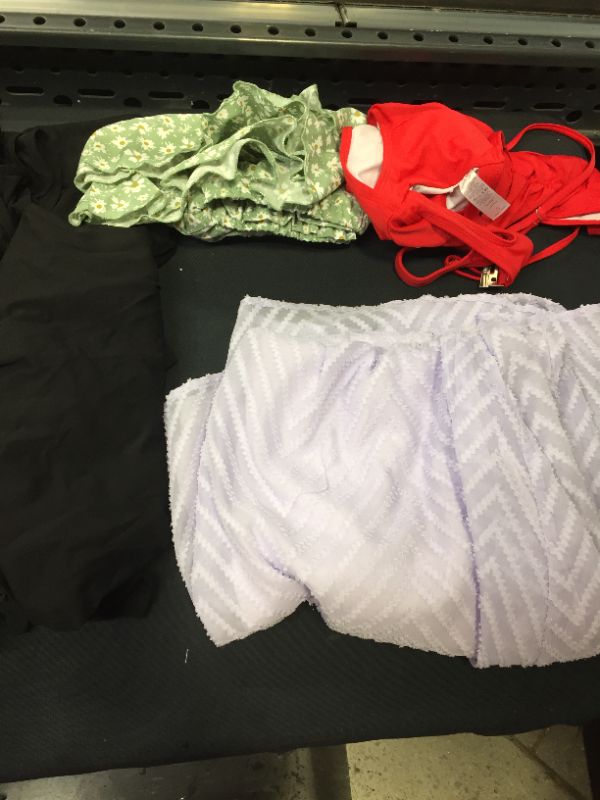 Photo 1 of BAG LOT OF WOMEN'S CLOTHING SIZE S  --SOLD AS IS ---